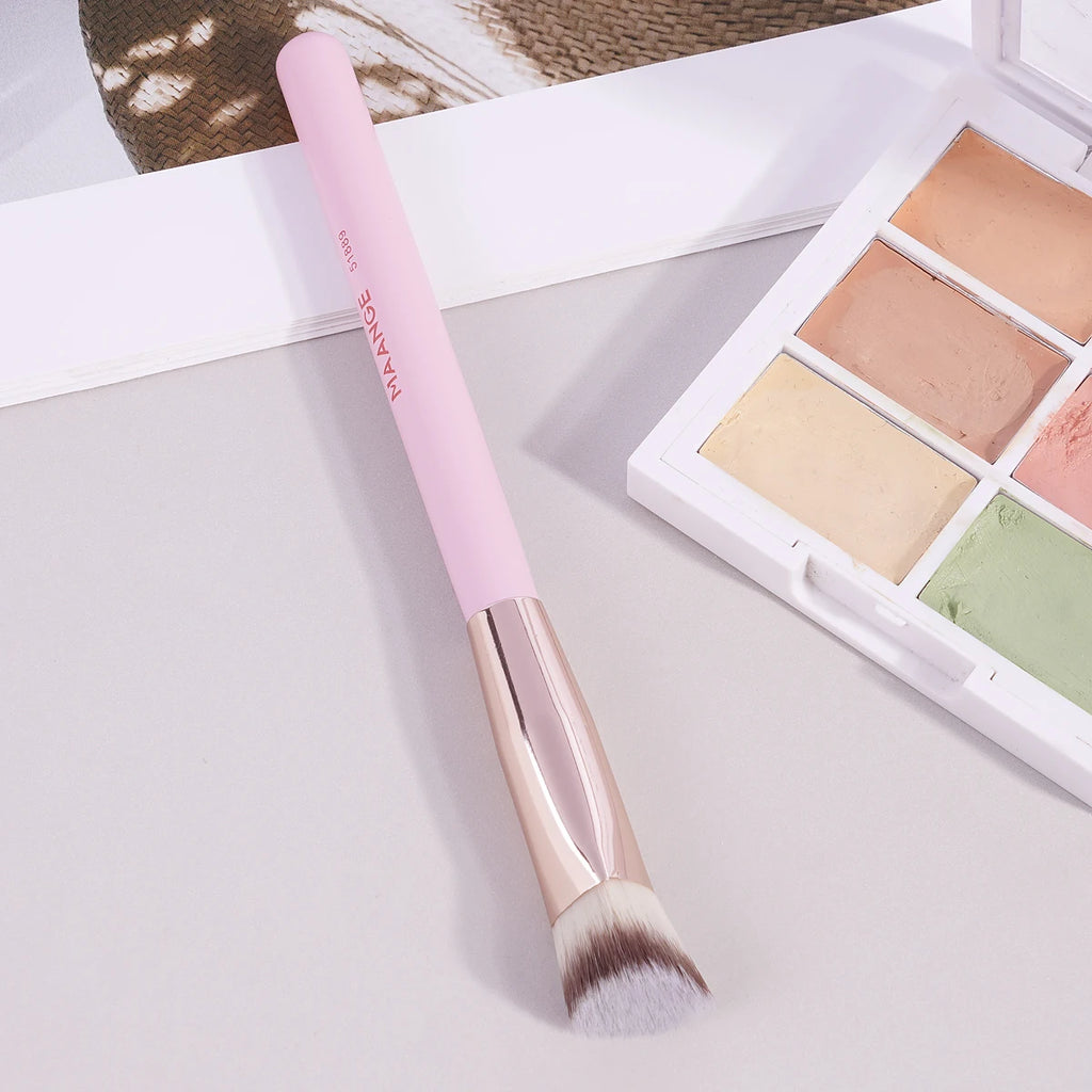MAANGE Make-up Pinsel für Concealer im Augenbereich und Foundation